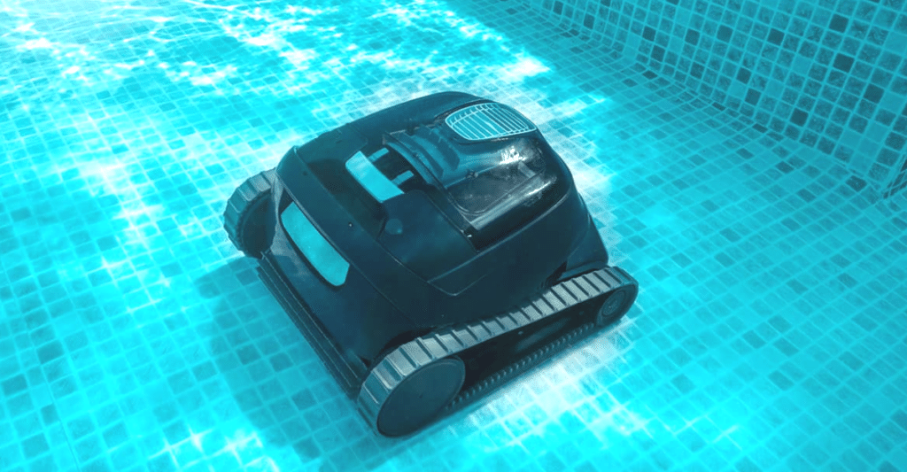 Le robot Dolphin, l'allié incontournable pour l'entretien de votre piscine